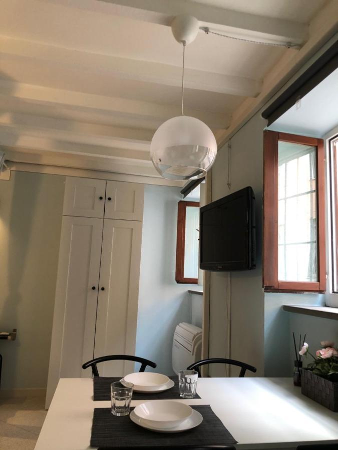 La Perla Apartment Парма Екстериор снимка