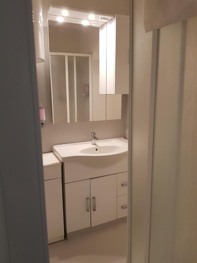 La Perla Apartment Парма Екстериор снимка